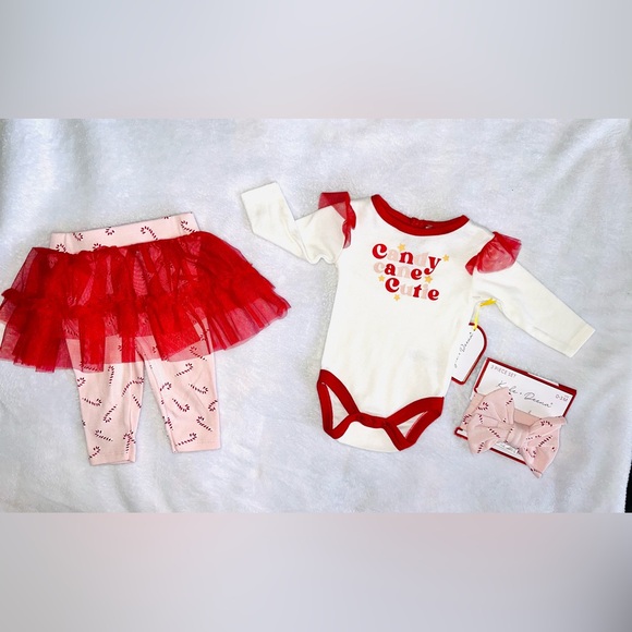 New Baby 3pc Holiday Set - Picture 3 of 5